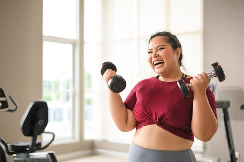Comment éviter la stagnation et continuer à perdre du poids grâce au sport ?