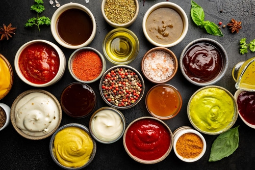 10 recettes de sauces maison pour réussir vos barbecues
