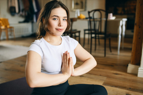 "J'ai enfin perdu mon ventre à 39 ans grâce à la solution Fitness CROQ et aux menus plaisir" – Le témoignage de Valérie