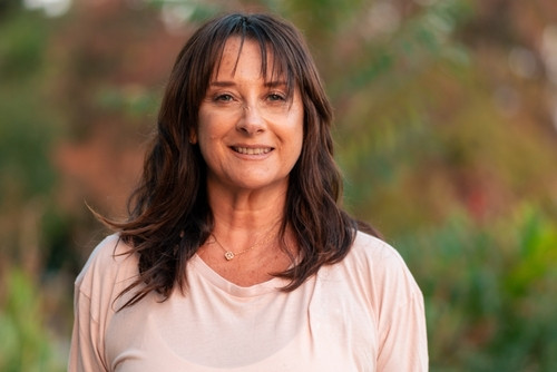 "Comment j’ai retrouvé le goût de vivre et perdu 23 kilos grâce à CROQ" Témoignage de Sylvianne, 62 ans 