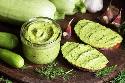 Recette de guacamole de courgette : une alternative fraîche et saine