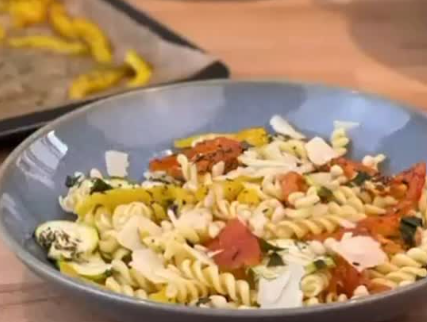 Recette de salade de pâtes aux légumes du soleil
