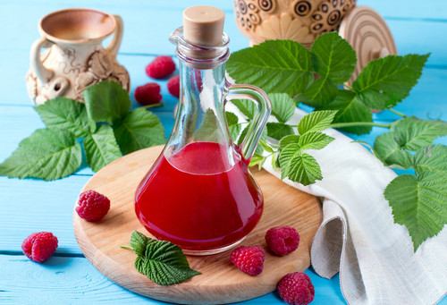 Recette de vinaigrette framboise-miel : un délice sucré-salé pour vos salades