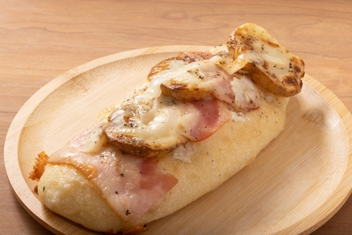 Recette de fougasse aux lardons et fromage : une délicieuse spécialité provençale à partager