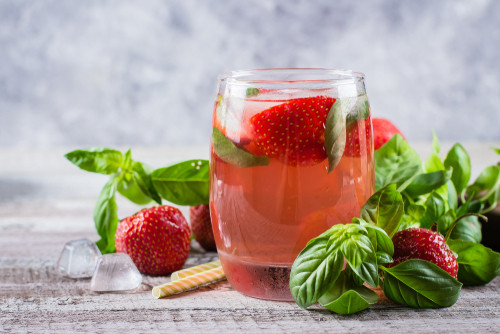 Recette de mojito fraise-basilic