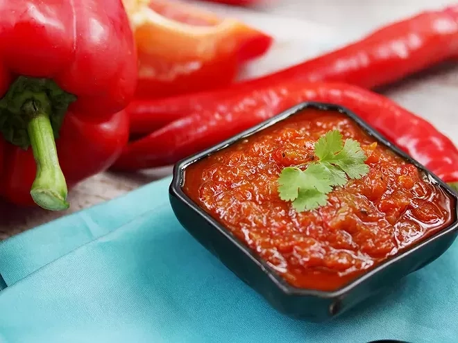 Recette de poivronnade apéro : une tapenade colorée et savoureuse