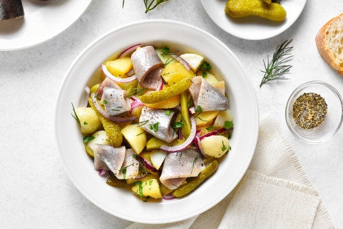 Recette d'harengs pommes à l'huile : une spécialité réconfortante