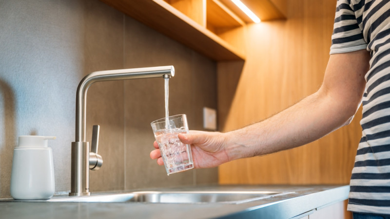 Comment bien filtrer l’eau du robinet ?