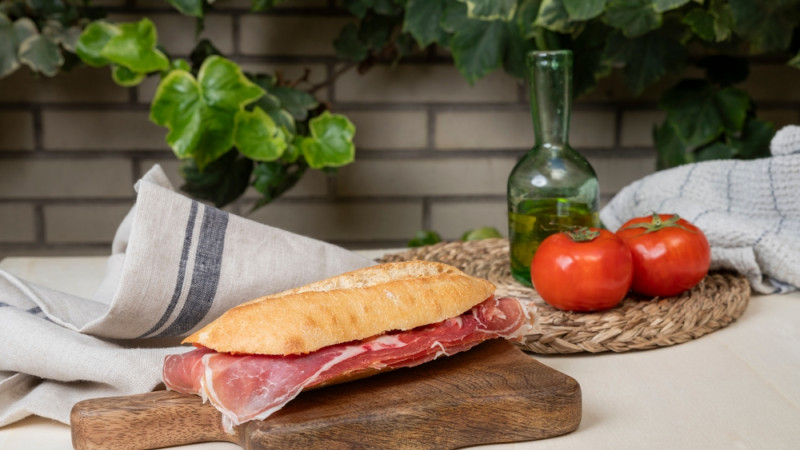 Le jambon Serrano : bienfaits, calories et utilisation en cuisine