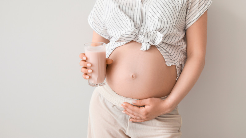 Peut-on boire des boissons au collagène quand on est enceinte ?
