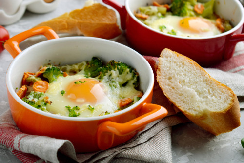 10 recettes très rapides avec des œufs 