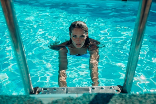 Je fais pipi dans la piscine : c’est grave ?