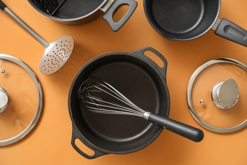 L'erreur à éviter pour préserver vos ustensiles de cuisine : comment nettoyer sans dommage