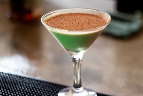 Prolongez l'été avec un Tiramisu Martini : le cocktail italien qui fait voyager