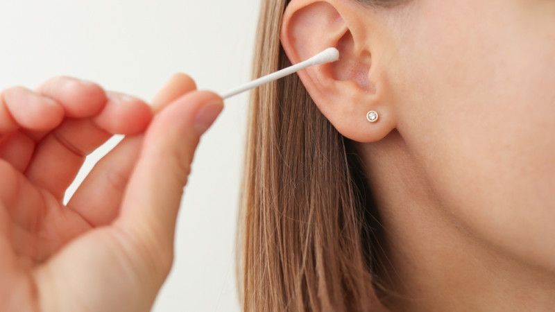 Remède de grand-mère pour enlever un bouchon d’oreille