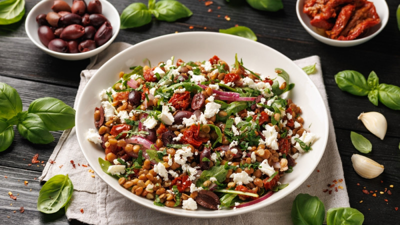 Salade de pâtes vs salade de lentilles : que faut-il privilégier niveau santé et calories ?