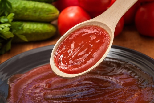 Pourquoi un carré de chocolat peut transformer votre sauce tomate ?