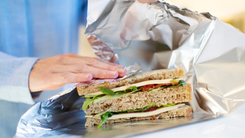 sandwich emballé en aluminium