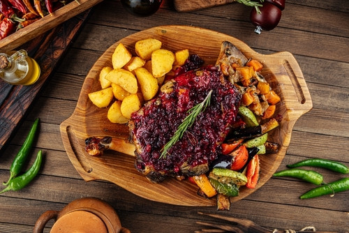 Une souris d’agneau fondante au air fryer : la recette facile et savoureuse