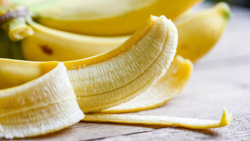 banane avec peau