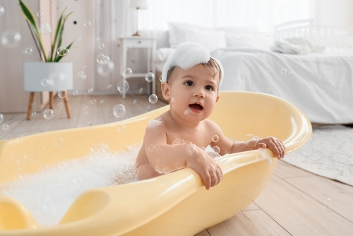 3 gels lavants pour bébé notés 100/100 : les marques de supermarché qui font la différence