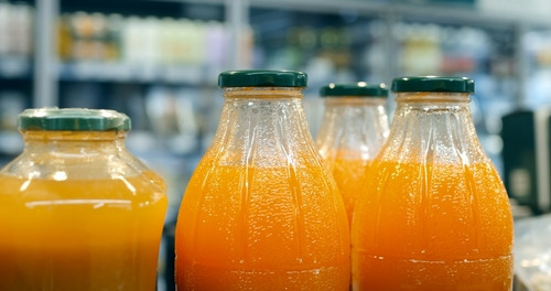 On adore ces 2 jus bien notés : mais faut‑il les boire tous les jours ?