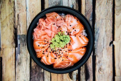 Recette de chirashi : un bol japonais coloré, équilibré et facile à préparer