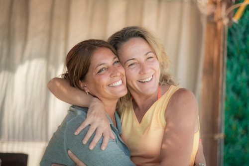 Pourquoi êtes-vous tactile ? Votre cerveau pourrait bien avoir la réponse