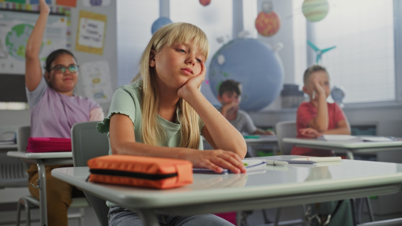 Mon enfant n’aime pas sa classe : que faire ?