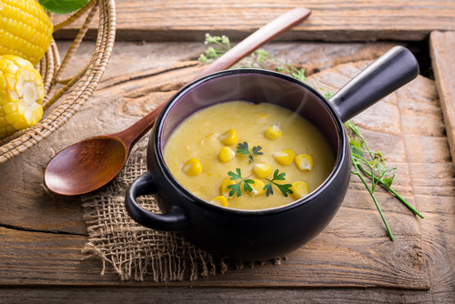 Douceur et réconfort : la recette de la soupe de maïs maison