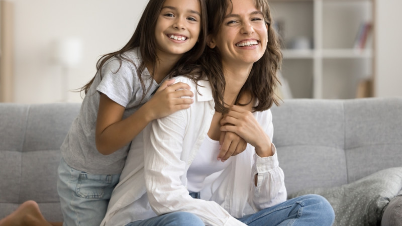 Je suis jalouse de ma fille : que faire ?