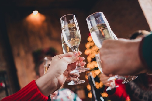 Les 10 boissons les plus caloriques du réveillon