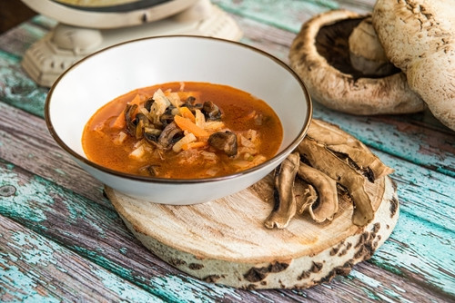 Recette de soupe paysanne : un plat rustique et réconfortant