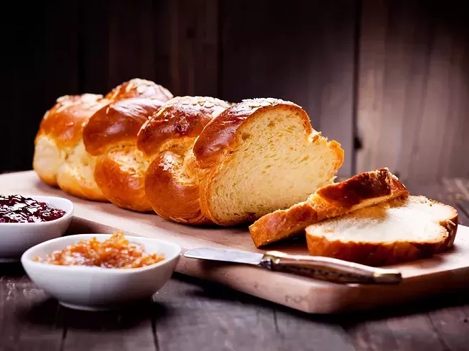 Recette de cramique belge : une brioche gourmande et moelleuse