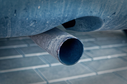 Protoxyde d’azote : c’est quoi, à quoi ça sert, pourquoi c’est dangereux ?