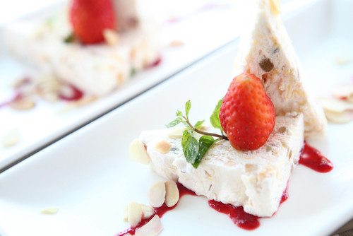 Nougat glacé : la recette facile qui fait fondre de plaisir