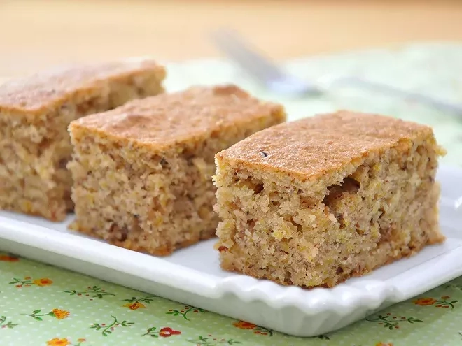 Cake aux noisettes : une recette moelleuse et parfumée à souhait