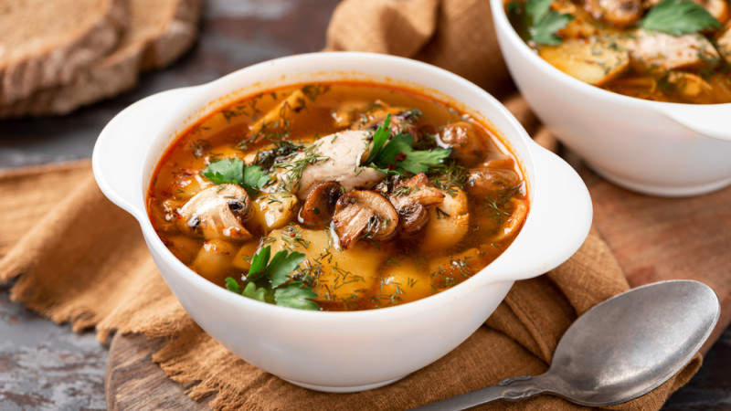 soupe avec des champignons