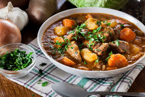 Irish stew : le ragoût irlandais mythique qui réchauffe la Saint-Patrick