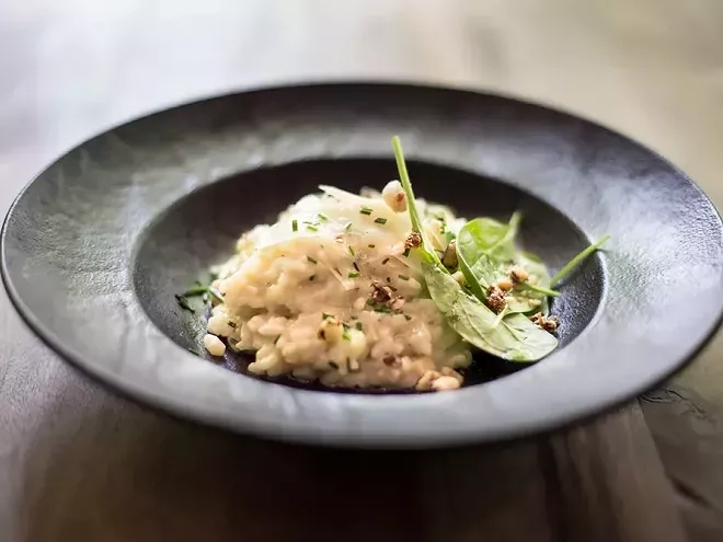Risotto de céleri : la recette végétale crémeuse qui change du classique