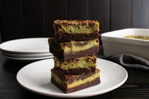 Brownie au matcha : la recette originale qui allie gourmandise et élégance