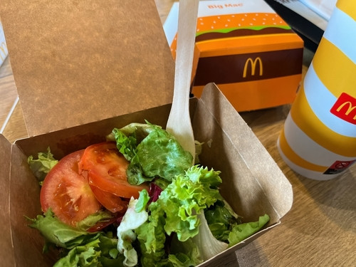 La salade McDo est-elle calorique ? La réponse pourrait vous surprendre