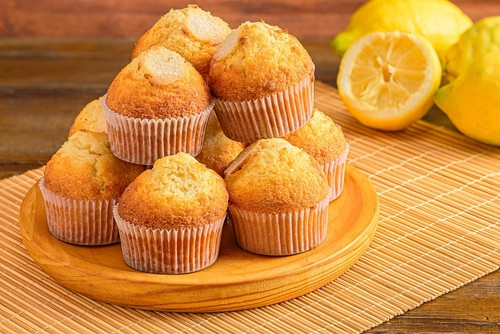 Recette de muffins au citron : moelleux, parfumés et irrésistiblement frais