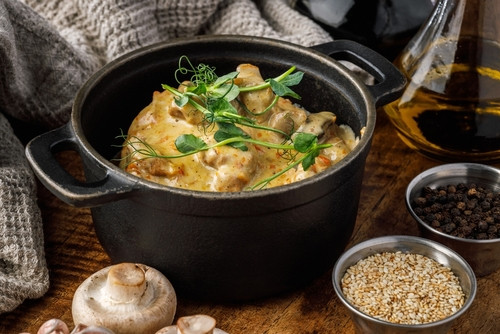 Recette de poulet stroganoff : crémeux, réconfortant et prêt en 30 minutes