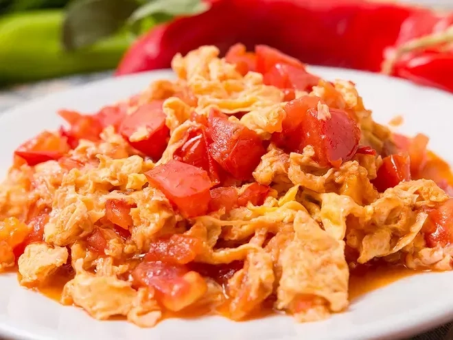 Recette de brouillade de tomates : simple, fondante et pleine de soleil