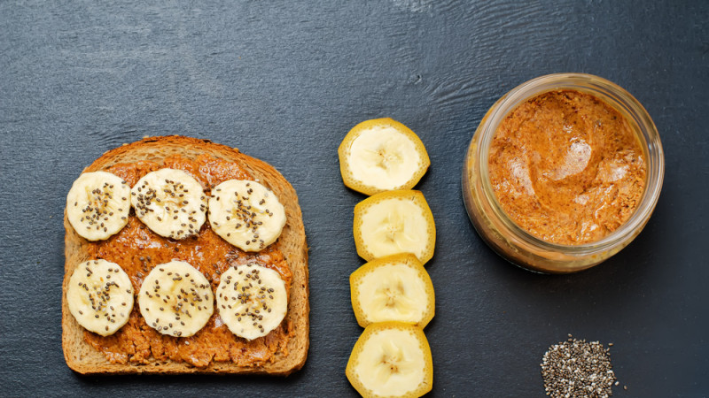 Tartine amandes banane