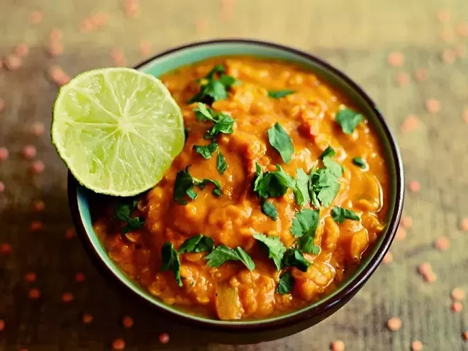 Curry de lentilles et légumes