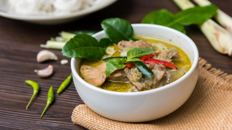 Poulet au curry vert