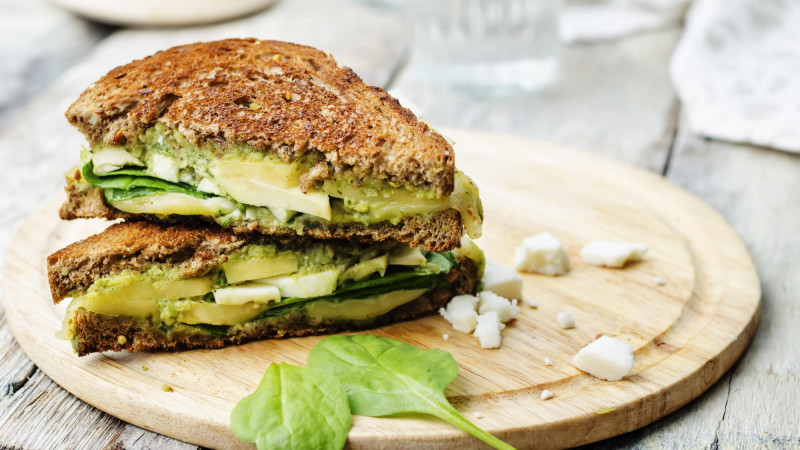 Croque monsieur chèvre et pesto