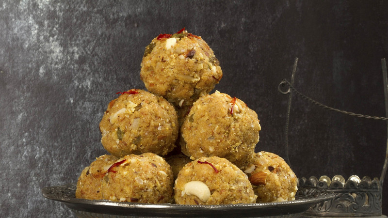 Recette de ladoo : les délicieuses bouchées sucrées de la cuisine indienne